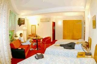 Hôtel Central à Malé Extérieur photo